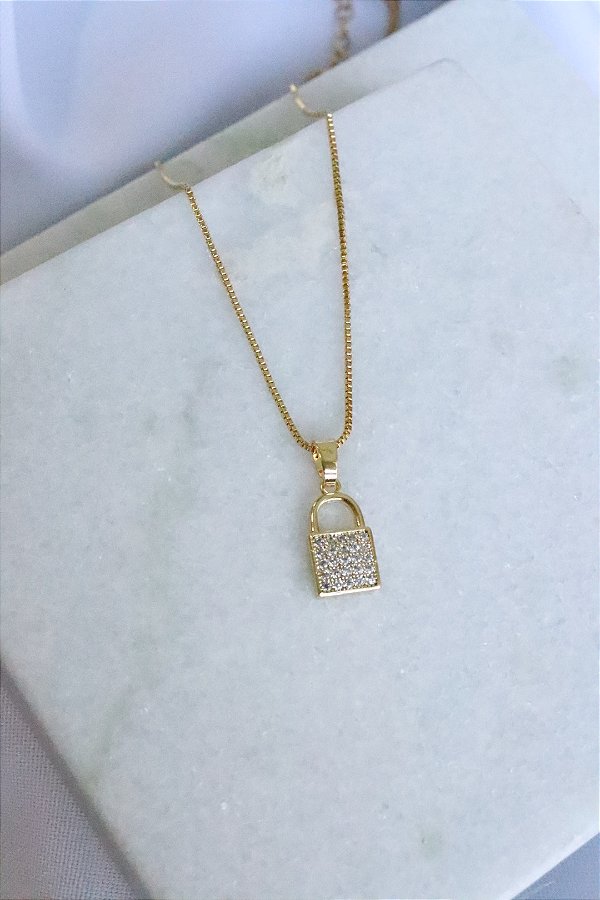 Colar cadeado zircônia • folheado a ouro