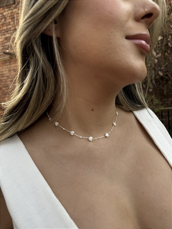 Choker coração madrepérola • folheado a prata