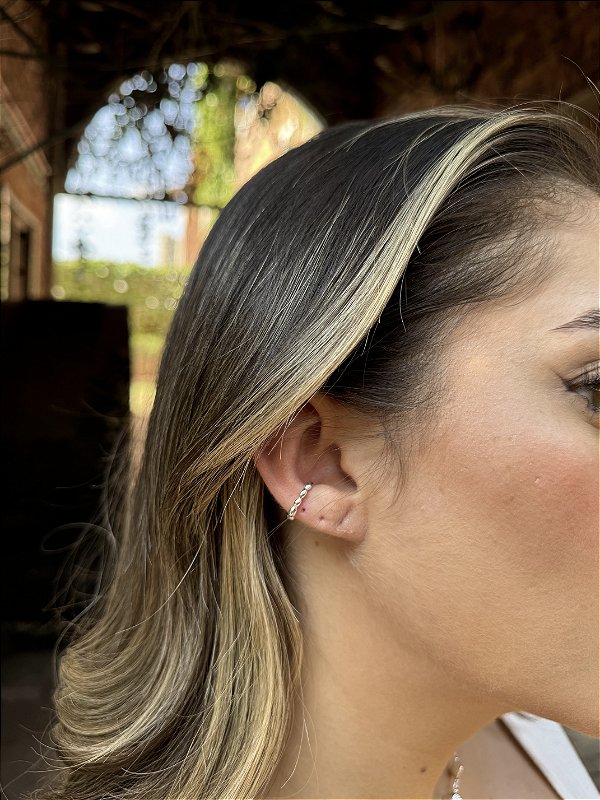 Piercing fake bolinha • folheado a prata