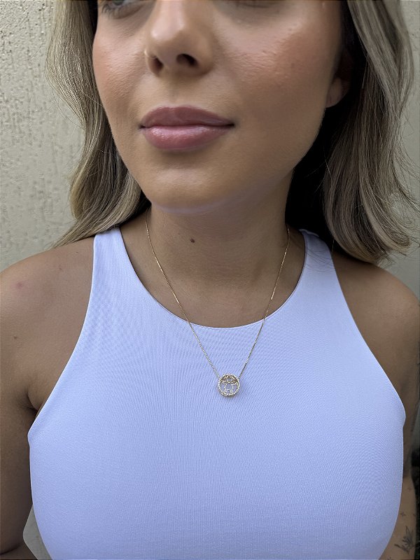 Colar filha medalha zircônia • folheado a ouro