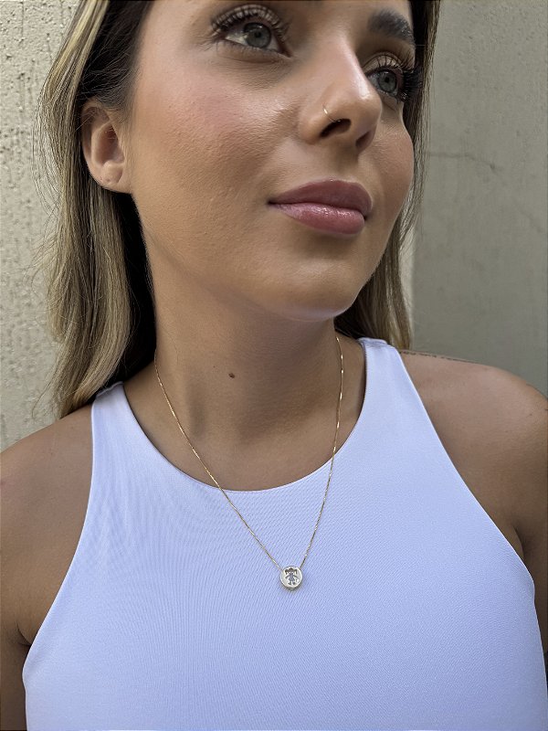 Colar filha medalha lisa • folheado a ouro