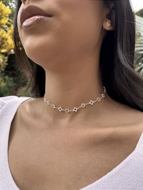 Choker tifany trevo branco • folheado a prata