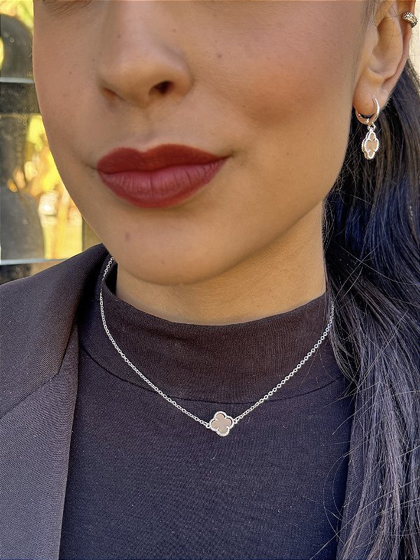 Choker 1 trevo Nude • folheado a prata