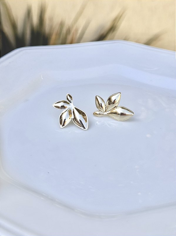 Brinco florais • folheado a ouro