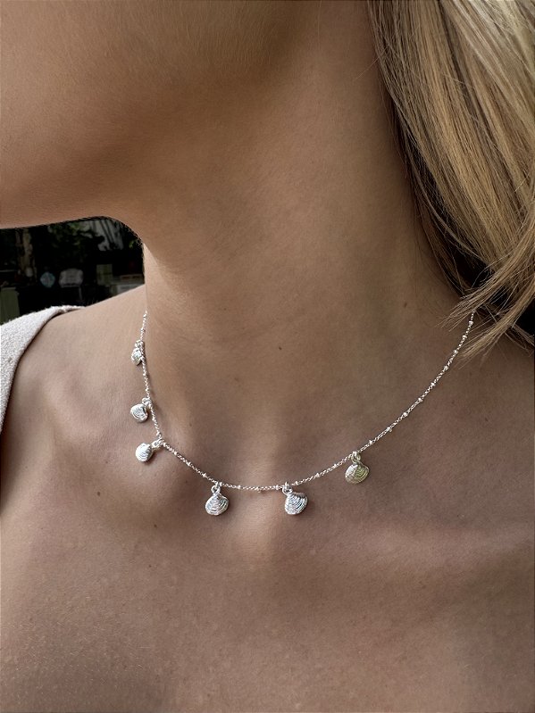 Choker 5 conchas • folheado a prata
