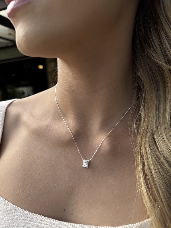 Colar linear • folheado a prata