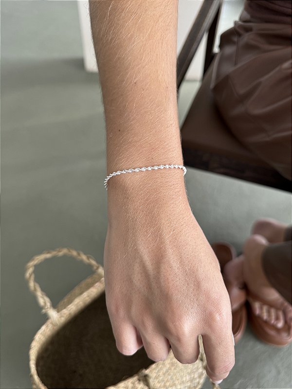 Pulseira torcidinha • folheado a prata