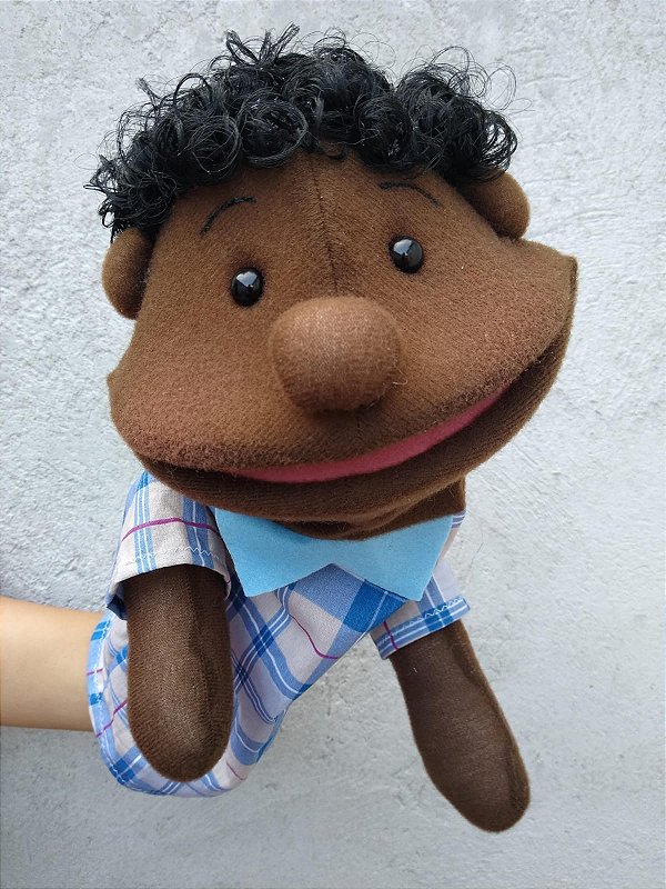 Fantoche menino negrro
