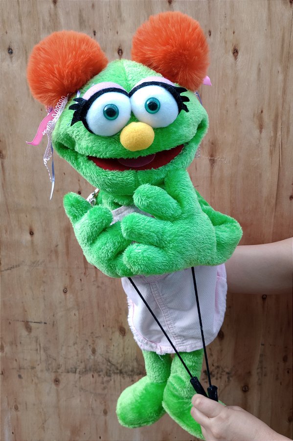 Fantoche monstrinha  Lea