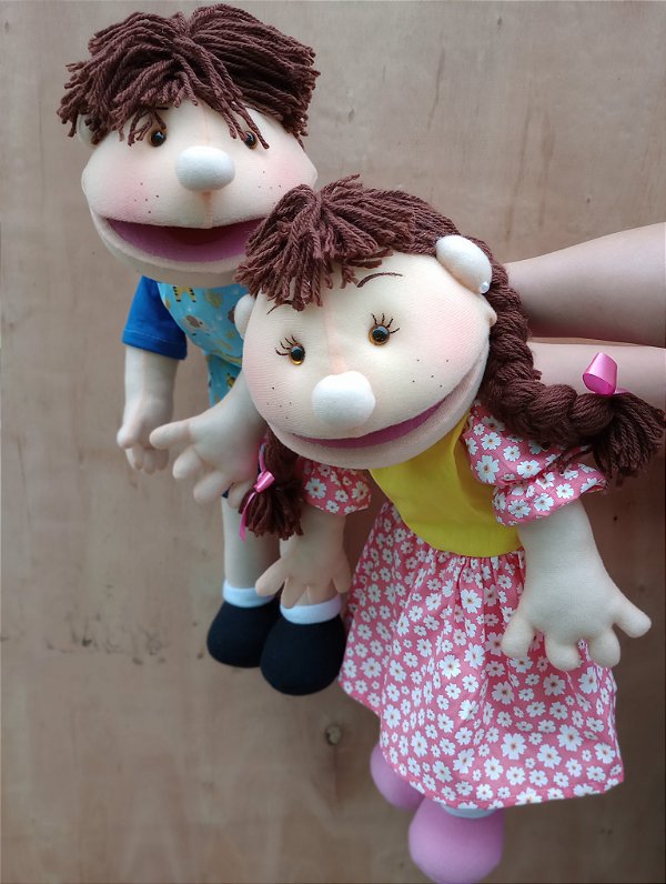 Fantoche menino e menina