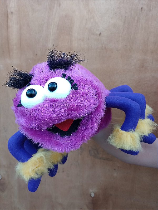 Fantoche Dona Aranha em Pelúcia Colorido