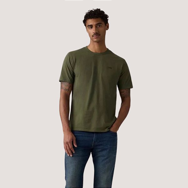 CAMISETA LEVIS MANGA CURTA SLIM ALGODÃO VERDE MUSGO MASCULINO ADULTO