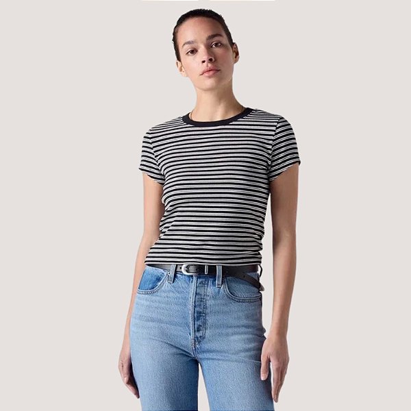 BLUSA LEVIS MANGA CURTA ALGODÃO COM ELASTANO LISTRADO PRETO E BRANCO FEMININO ADULTO