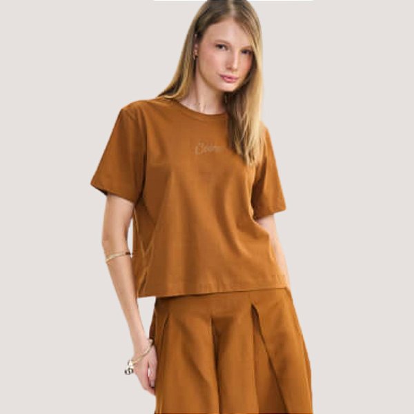 BLUSA COLCCI MANGA CURTA T-SHIRT MARROM FEMININO ADULTO