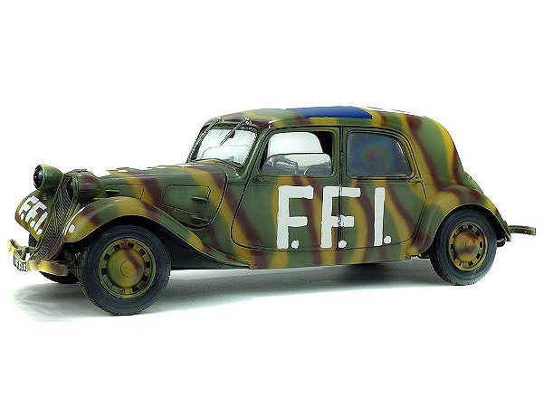 Citroen Traction FFI 1944 1:18 Solido