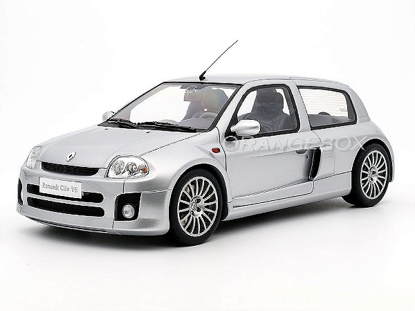 Renault Clio V6 Phase 1 2001 1:18 OttOmobile Prata