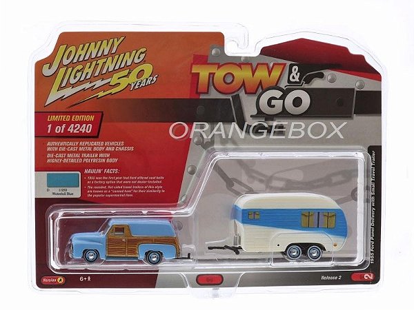 Ford Panel 1955 Delivery + Trailer 1:64 Johnny Lightning 50 Anos Azul