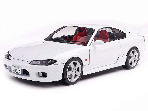 Nissan Silvia S15 Spec-R Aero 1999 1:18 Solido Branco