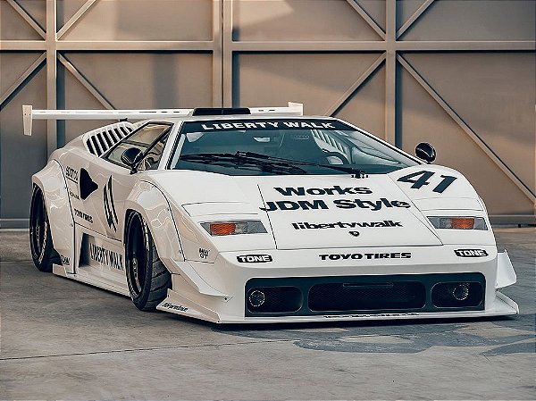 Lamborghini Countach LB-Works 2023 1:18 GT Spirit Branco