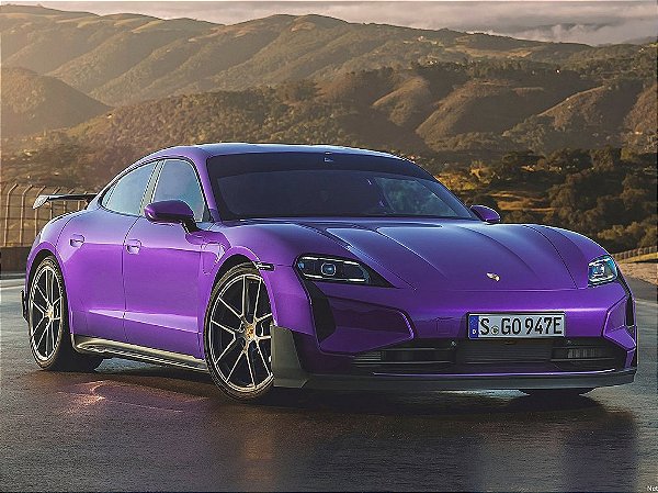 Porsche Taycan Turbo GT Purple Sky Metallic 2023 1:18 GT Spirit