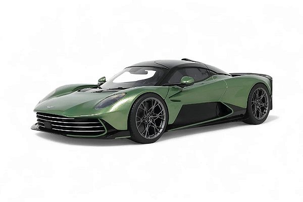 *** PRÉ-ORDER *** Aston Martin Valhalla 2025 1:18 GT Spirit Verde