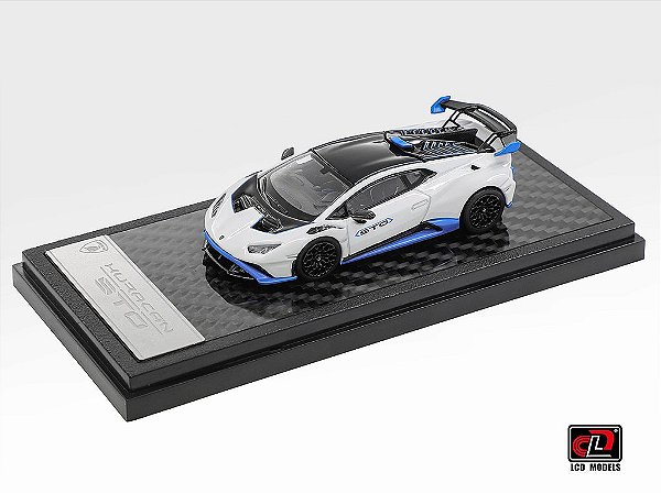 Lamborghini Huracan STO 1:64 LCD Models Branco
