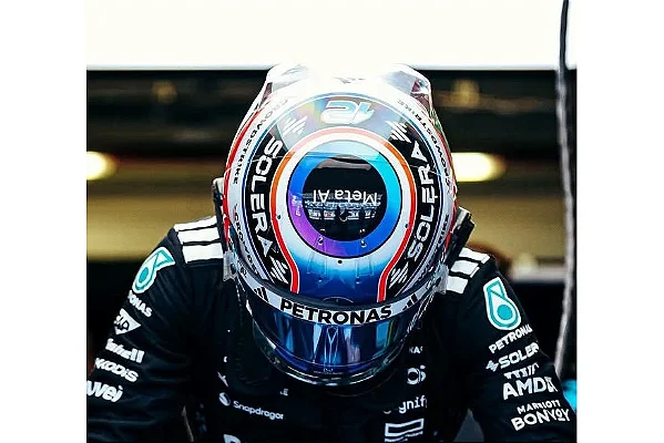 Capacete Kimi Antonelli Mercedes AMG F1 Team GP EUA 2025 1:5 Spark