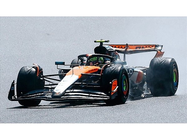 Fórmula 1 McLaren MCL39 No.4 McLaren F1 Team Lando Norris Winner GP Inglaterra 2025 1:18 Spark