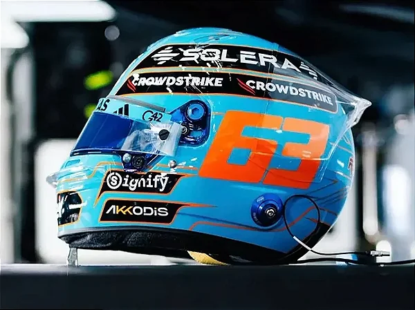 Capacete George Russell Mercedes AMG PETRONAS F1 Team British GP 2025 1:5 Spark