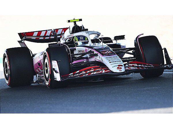 Fórmula 1 MoneyGram Haas F1 Team VF-25 Oliver Bearman GP Japão 2025 1:18 Spark