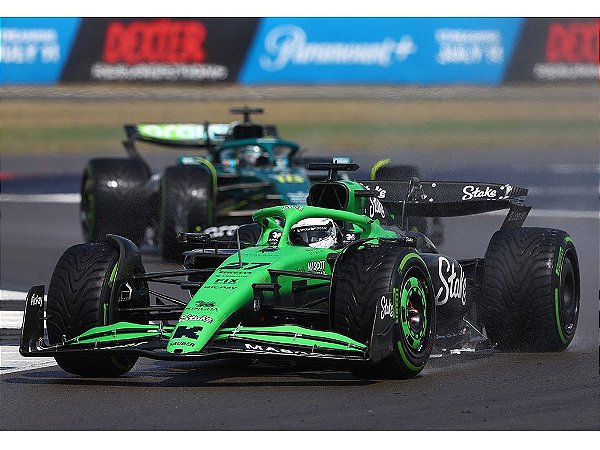 Fórmula 1 Stake F1 Team Kick Sauber C45 Nico Hulkenberg 3rd GP Grã-Bretanha 2025 1:64 Spark