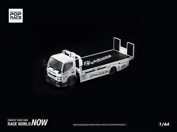 *** PRÉ-ORDER *** Fuso 300 Flatbed Transporter PANDEM 1:64 POP RACE Branco