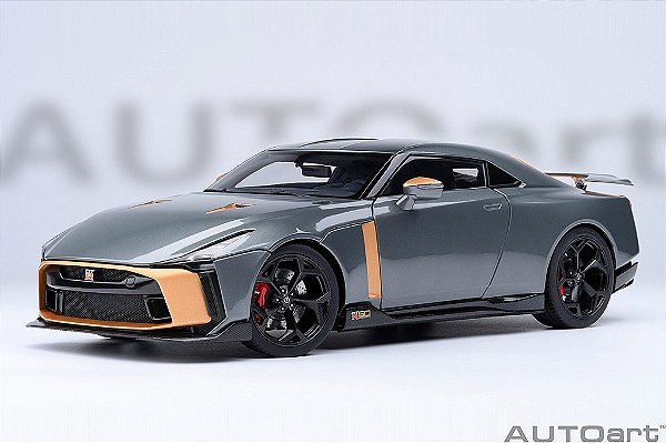 Nissan GT-R50 by ITALDESIGN 1:18 Autoart Cinza