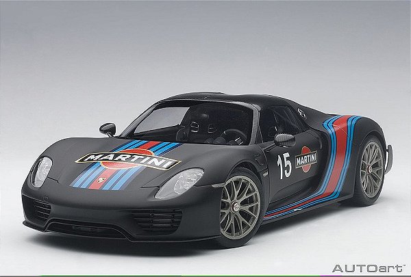 Porsche 918 Spyder Weissach Package Martini 1:18 Autoart