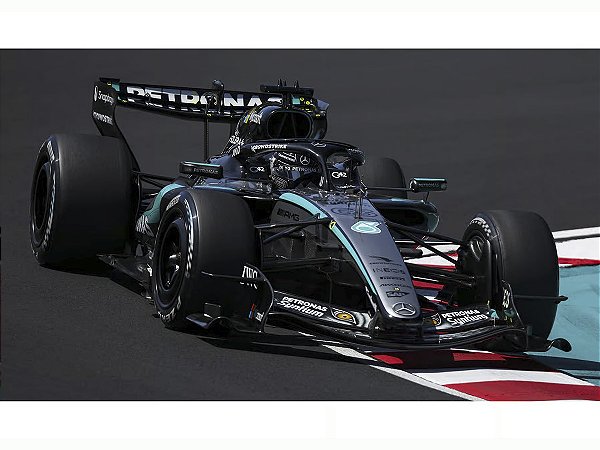 *** PRÉ-ORDER *** Set Fórmula 1 Mercedes AMG PETRONAS W17 G.Russell K.Antonelli GP Japão 1:64 Spark