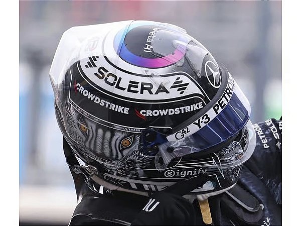*** PRÉ-ORDER *** Capacete Kimi Antonelli Mercedes AMG PETRONAS F1 Team GP Japão 2026 1:5 Spark