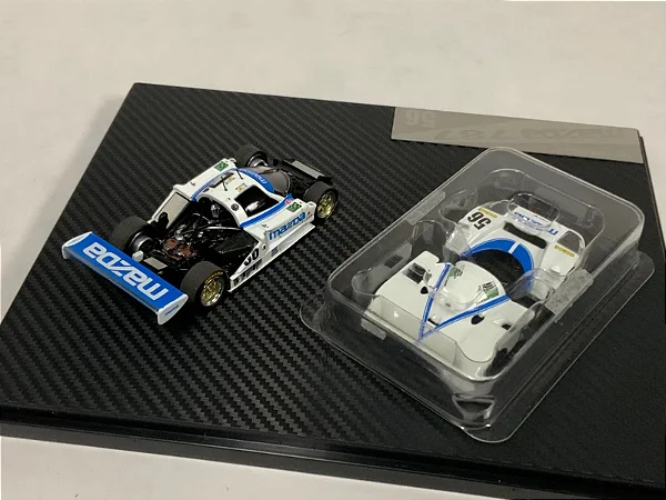 Mazda 787 Cibié 1:64 MOTORHELIX HEC 2026