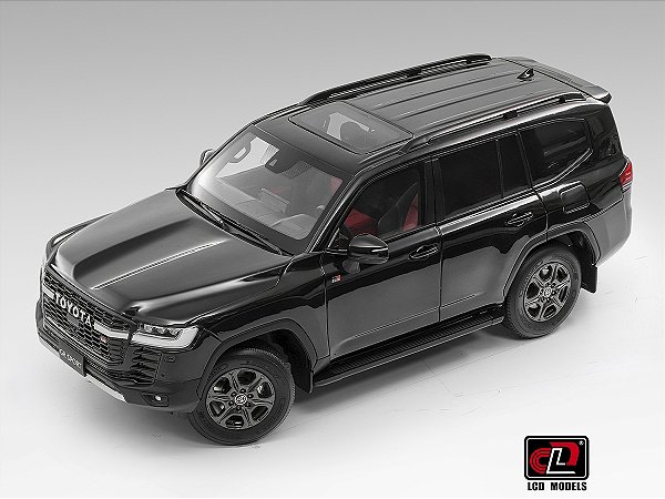 *** PRÉ-ORDER *** Toyota Land Cruiser 300 GR Sport 1:18 LCD Models Preto
