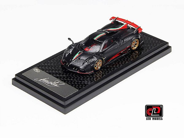 *** PRÉ-VENDA *** Pagani Imola Coupe 1:64 LCD Models Preto Carbon c/ Italian Flag PV12943
