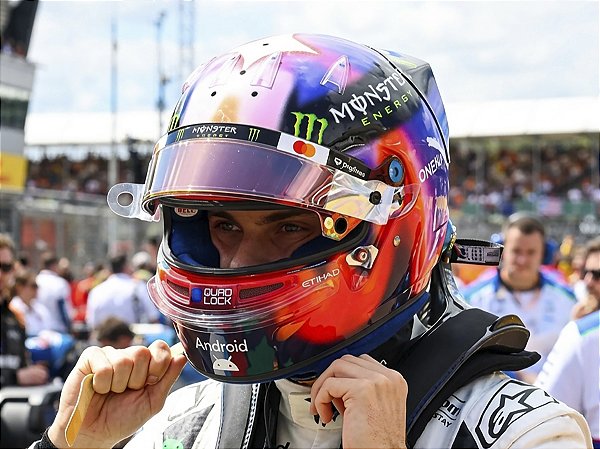 Capacete McLaren Mastercard F1 Team Oscar Piastri GP British 2026 1:5 Spark