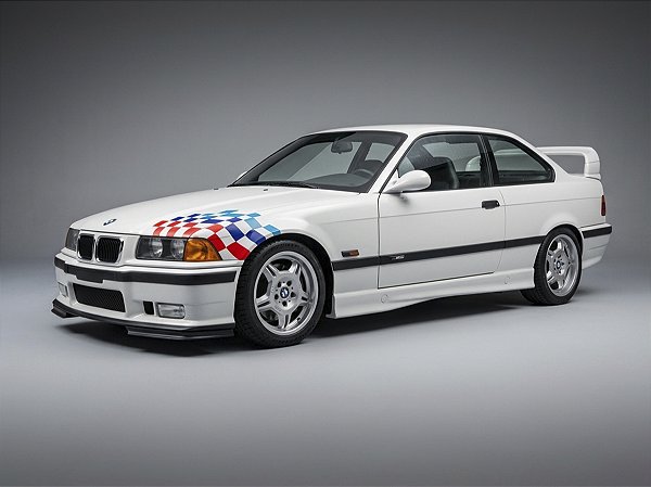 *** PRÉ-ORDER *** BMW M3 Lightweight 1995 1:8 GT Spirit Branco
