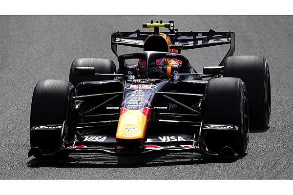 *** PRÉ-ORDER *** Fórmula 1 Racing Bulls VCARB 03 Visa Cash App Team Dutch GP 2026 1:64 Spark QTD3