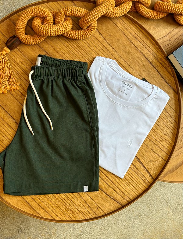 Kit Shorts Linho Verde Musgo + Camiseta Cotton Pima Branca Bruder
