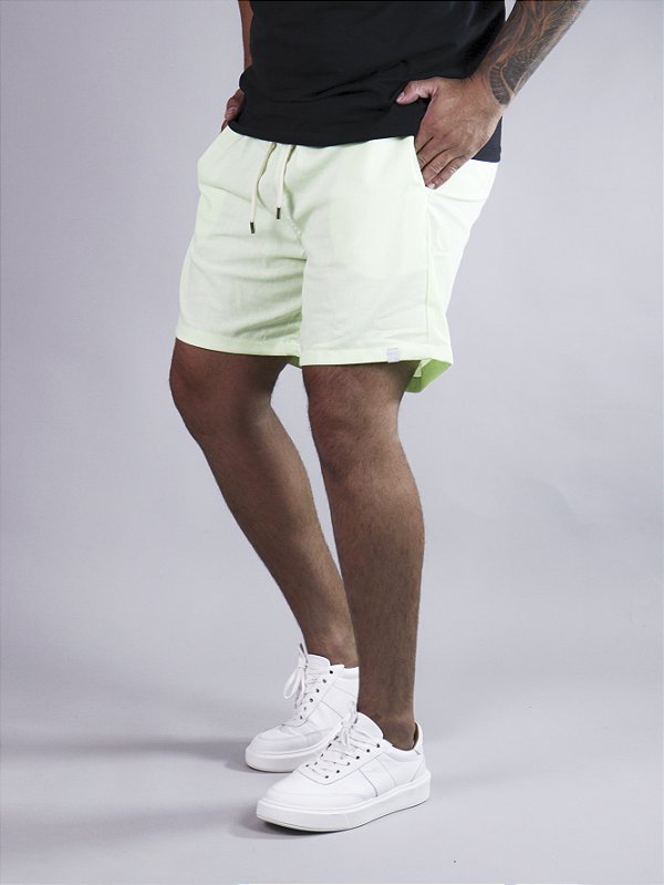 Shorts Linho Verde Claro Bruder