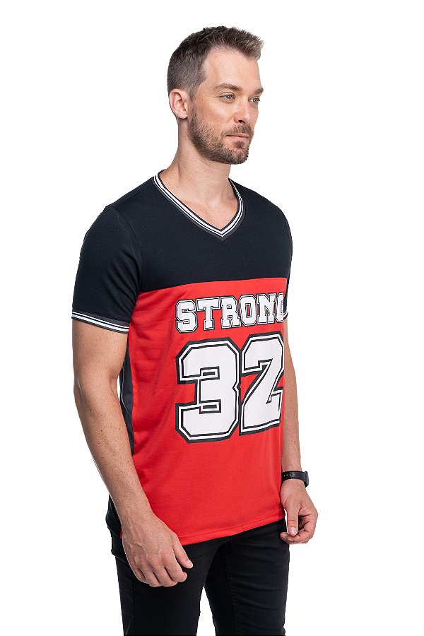 Camiseta PV com Recorte Frontal