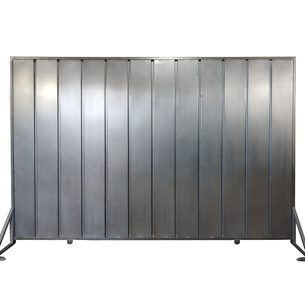 Portão de Correr Frisado Vertical Sem Social