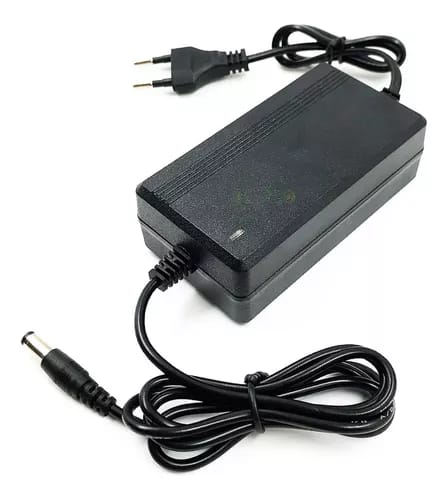 FONTE DE ALIMENTACAO C/ PLUG P4 12V 5A