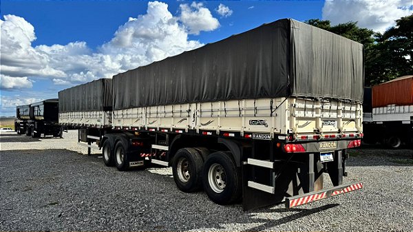 Carreta Bitrem Graneleiro Randon 2018/18 Com Pneus
