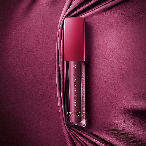 Batom Líquido Vinho Jasmin Niina Secrets Skinny Matte 5ml