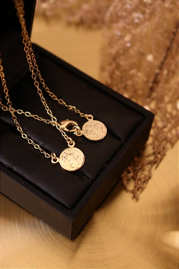 Escapulário Mini São Bento